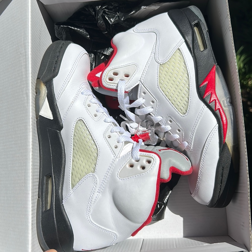 Air Jordan 5 Retro 7. Worn 3 times